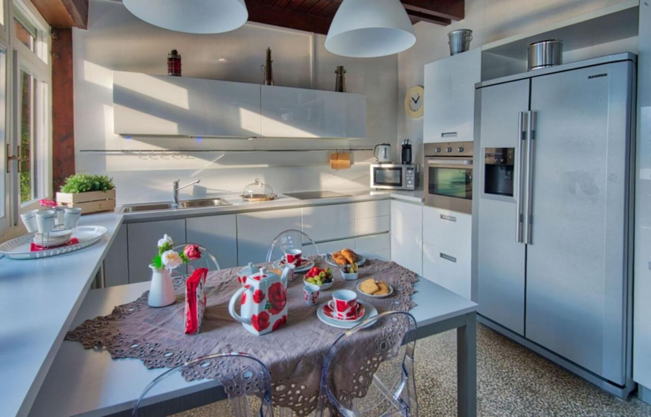 Villa Meraviglia - Villa With Breathtaking Lake Como Views Colico Exteriör bild